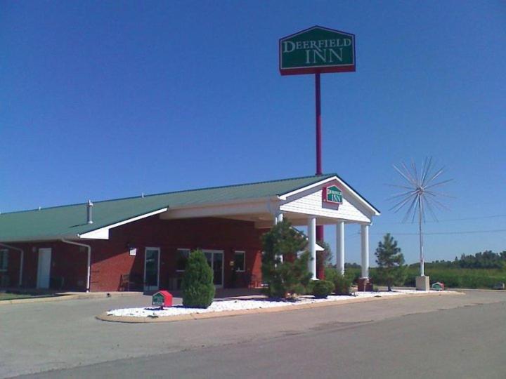 Deerfield Inn And Suites Steele Dış mekan fotoğraf