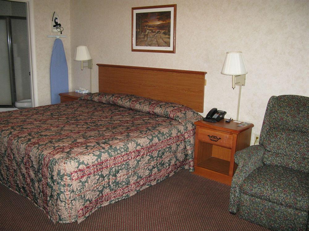 Deerfield Inn And Suites Steele Dış mekan fotoğraf